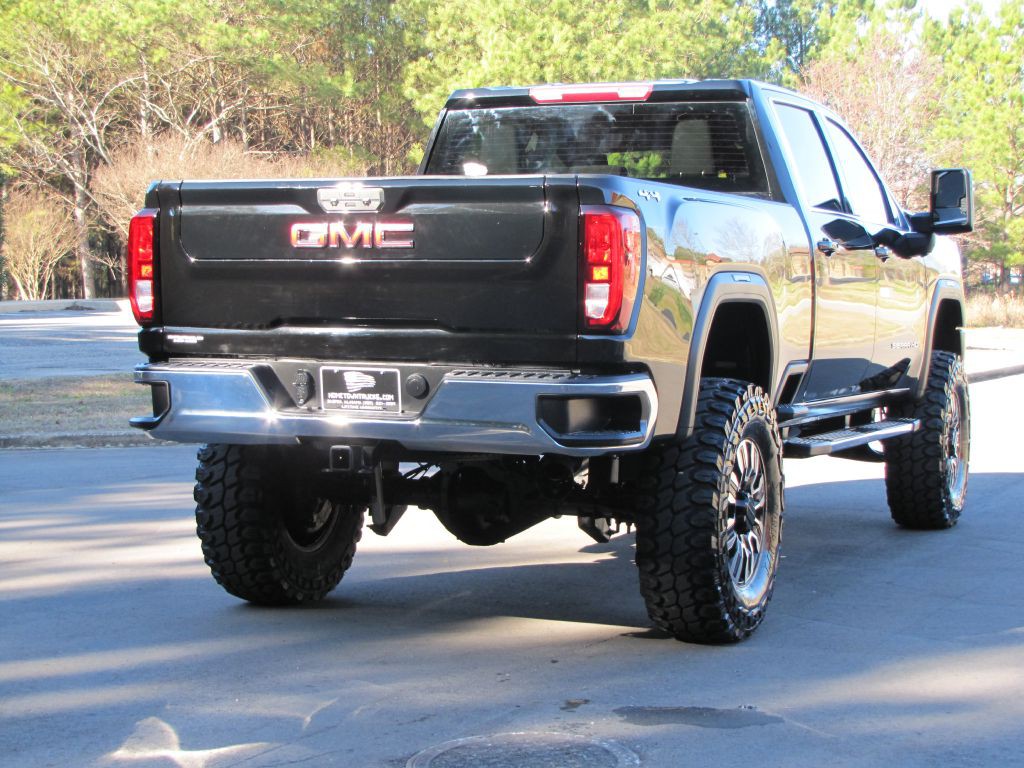 2024 GMC Sierra Image 13