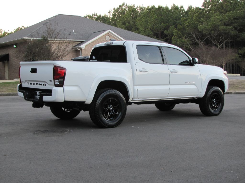 2022 Toyota Tacoma Image 6