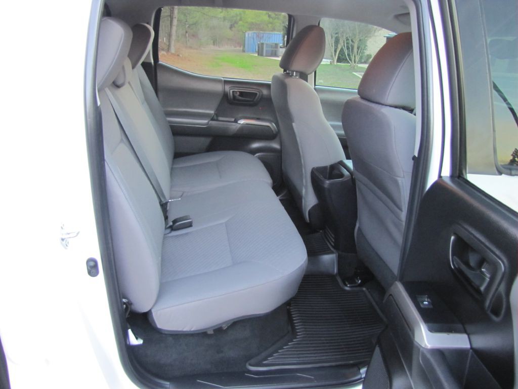 2022 Toyota Tacoma Image 15