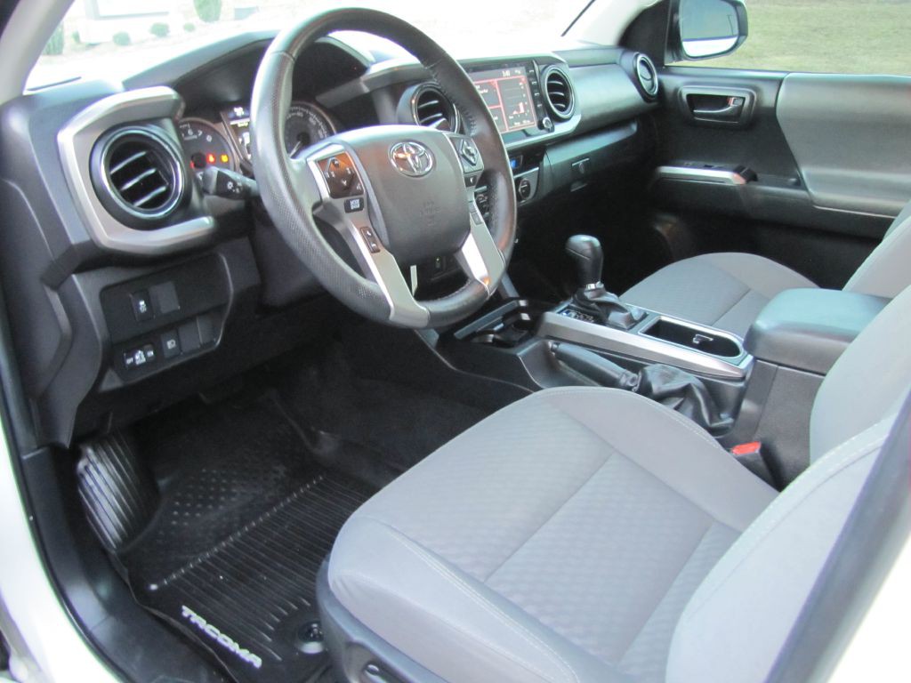 2022 Toyota Tacoma Image 20