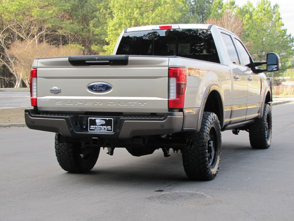 2017 Ford F-250 Image 11