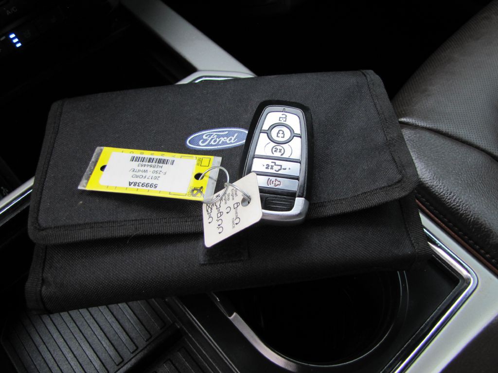 2017 Ford F-250 Image 43