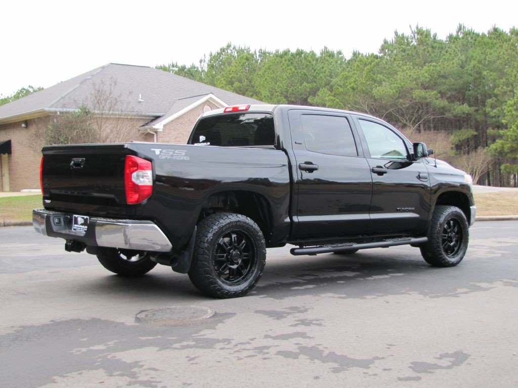 2017 Toyota Tundra Image 6