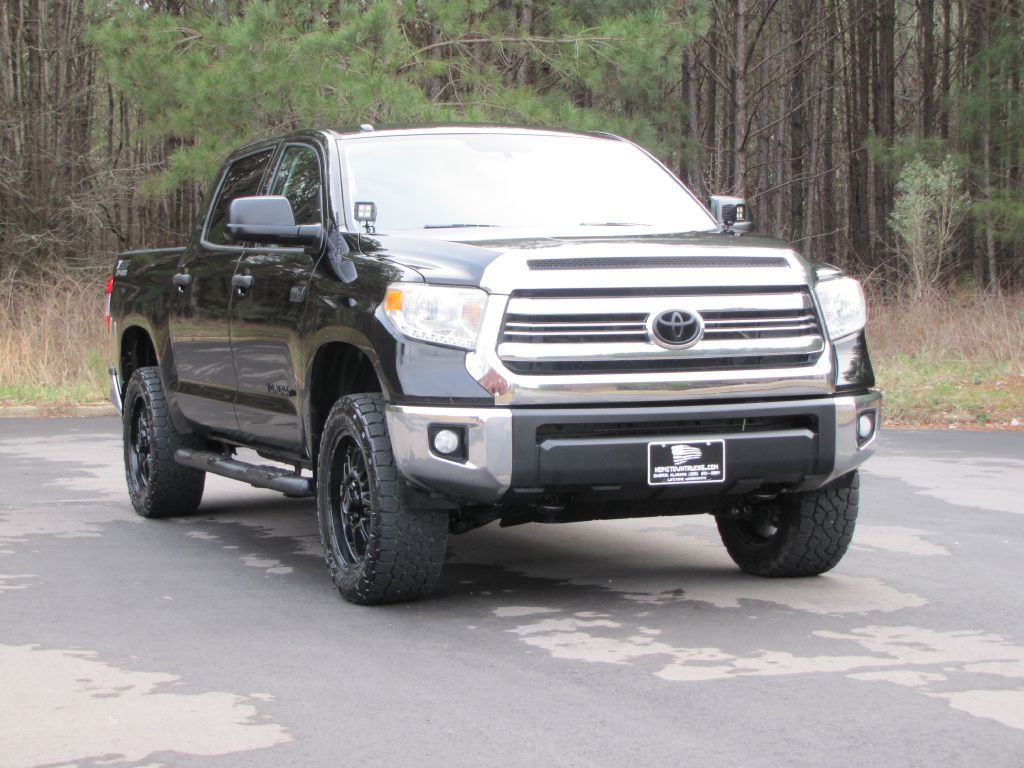 2017 Toyota Tundra Image 8