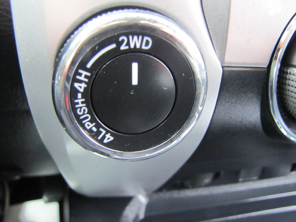 2017 Toyota Tundra Image 43