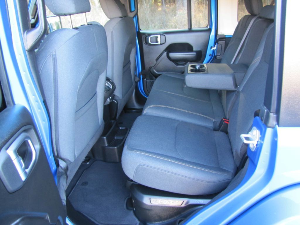 2024 Jeep Wrangler Image 17