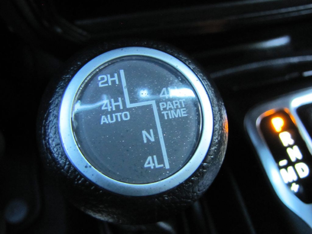 2024 Jeep Wrangler Image 32