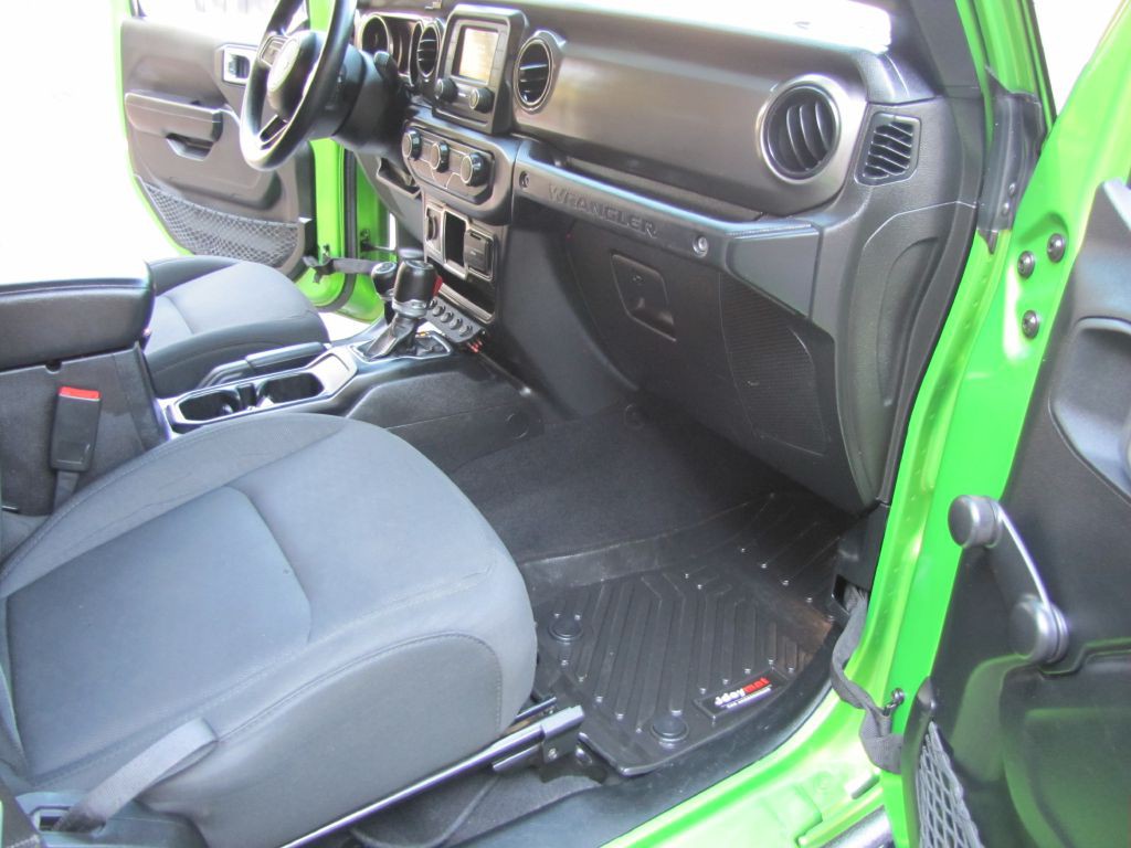 2019 Jeep Wrangler Image 17