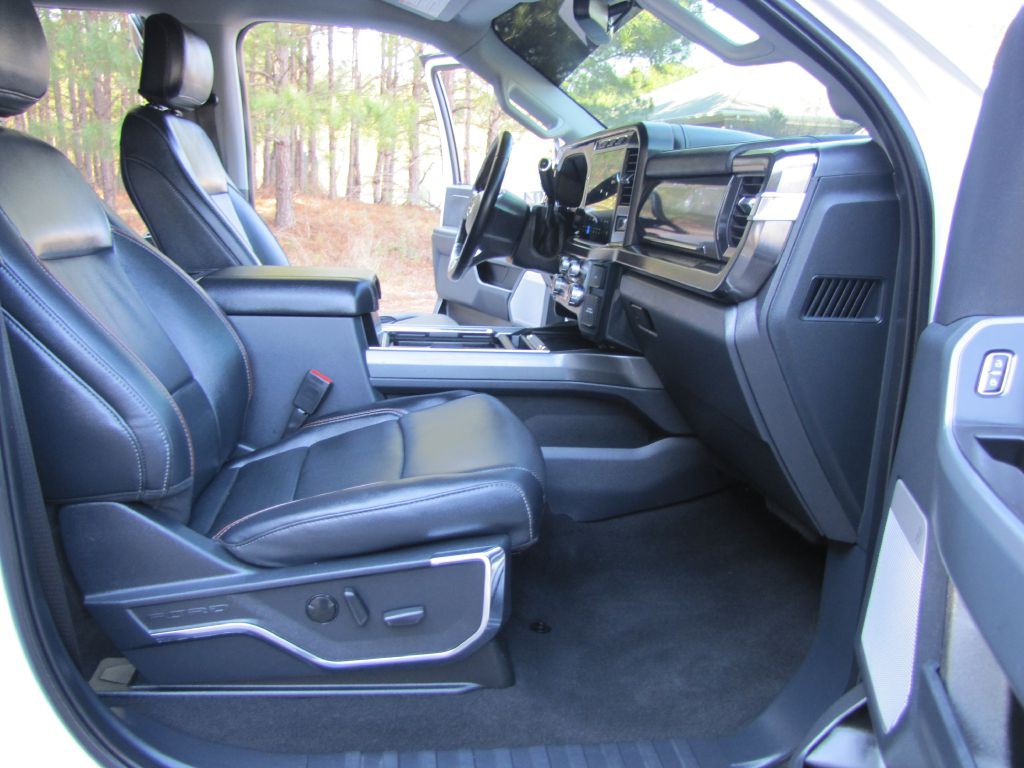 2023 Ford F-250 Image 22