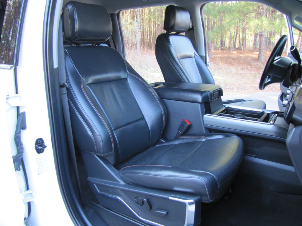 2023 Ford F-250 Image 24