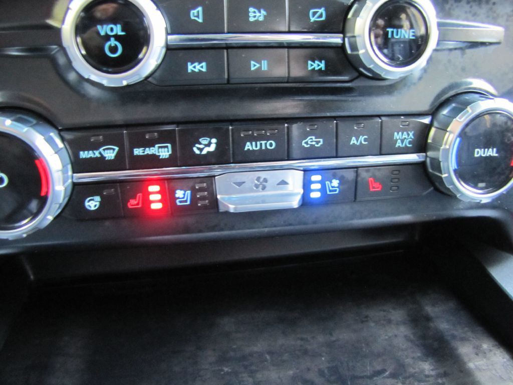 2023 Ford F-250 Image 45