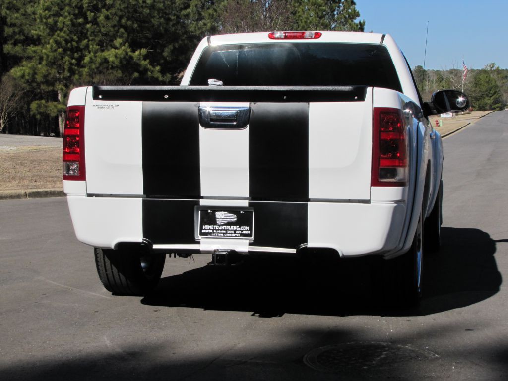 2011 GMC Sierra Image 12