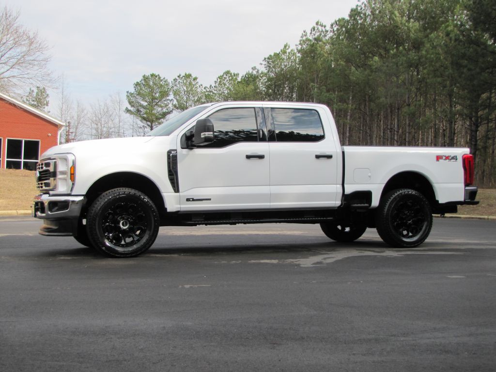 2024 Ford F-250 Image 3