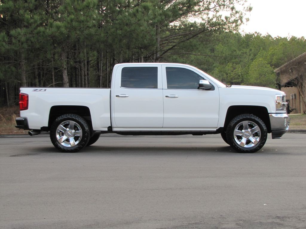 2017 Chevrolet Silverado 1500 Image 4