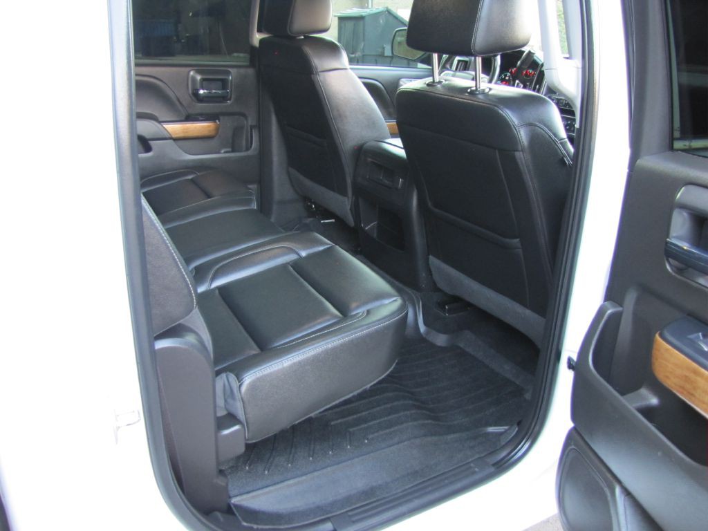 2017 Chevrolet Silverado 1500 Image 17