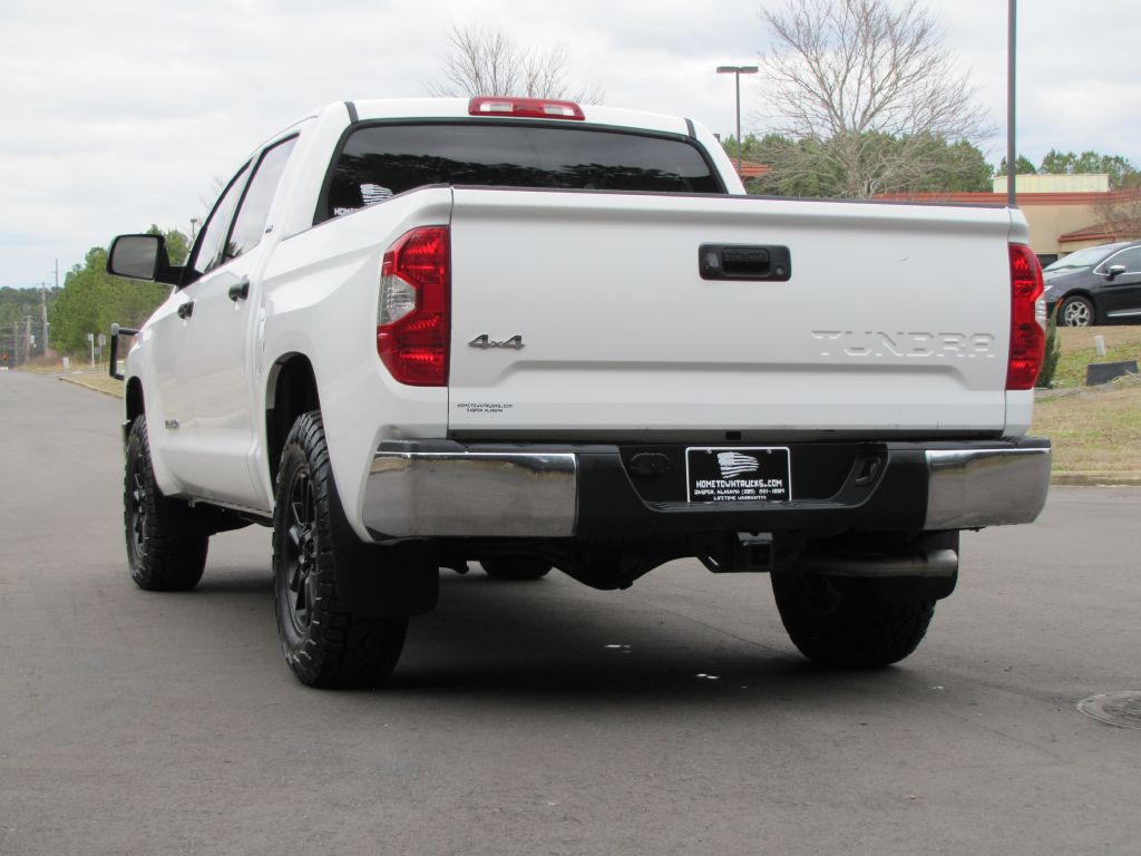2017 Toyota Tundra Image 11