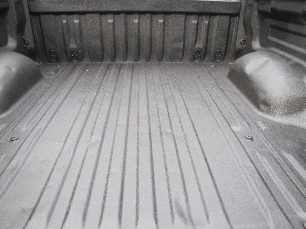 2017 Toyota Tundra Image 30