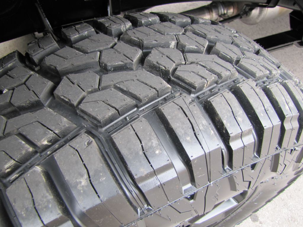 2017 Toyota Tundra Image 32