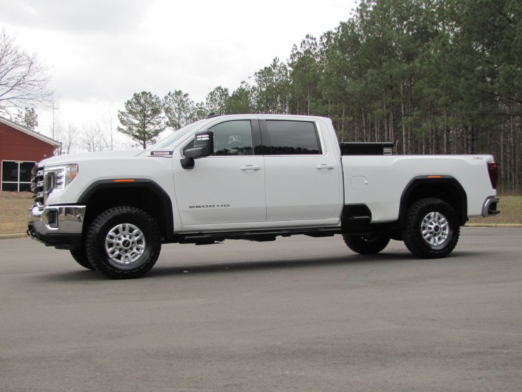 2023 GMC Sierra 2500 Image 3