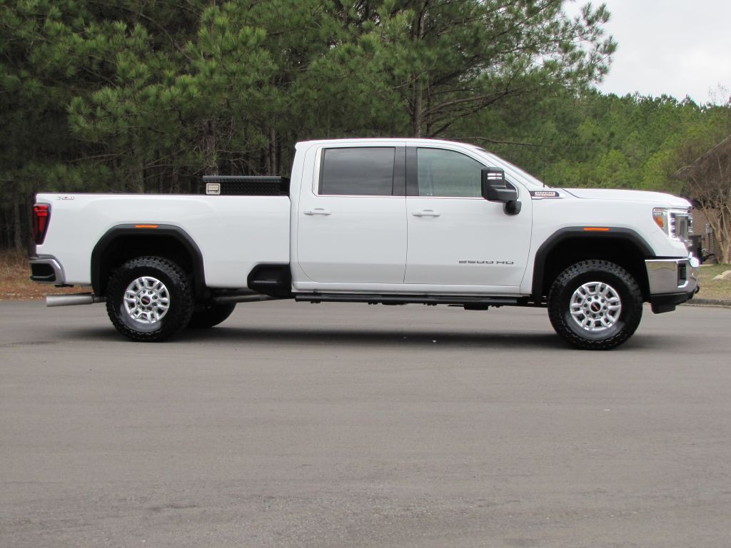 2023 GMC Sierra 2500 Image 4