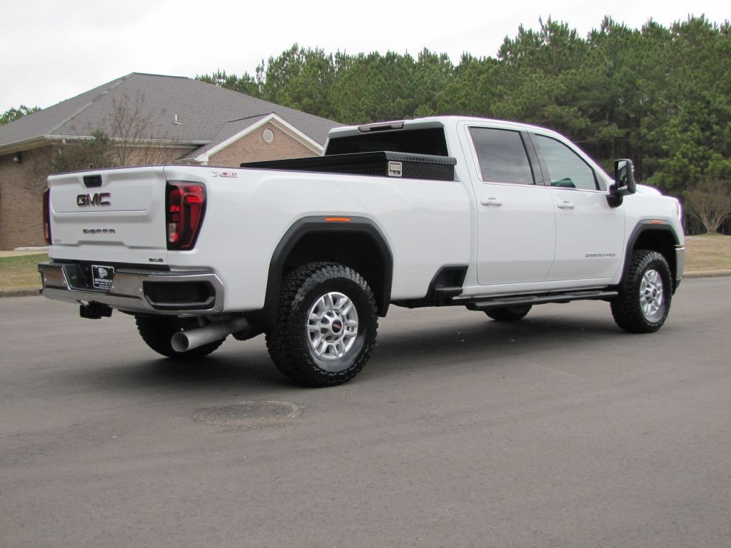 2023 GMC Sierra 2500 Image 6