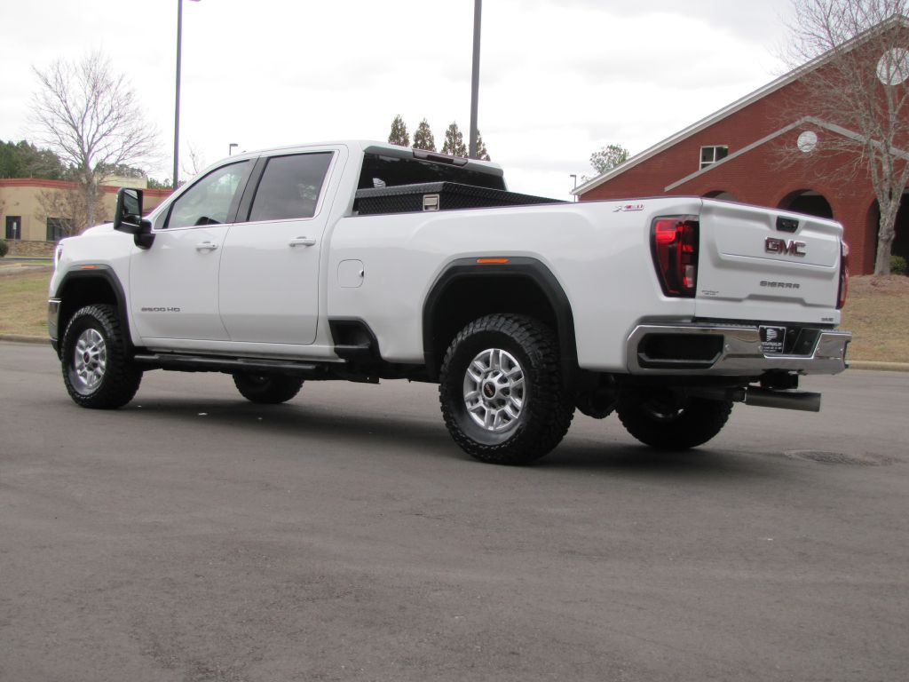2023 GMC Sierra 2500 Image 7