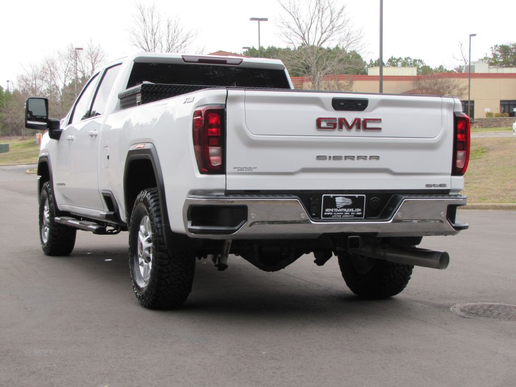 2023 GMC Sierra 2500 Image 10