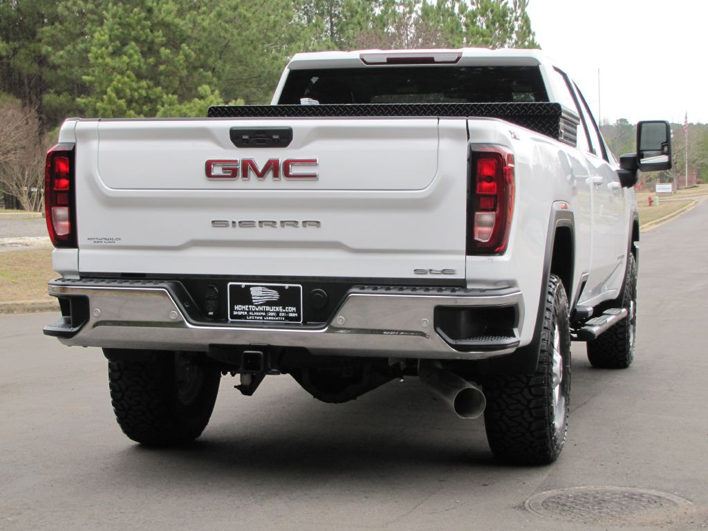 2023 GMC Sierra 2500 Image 11