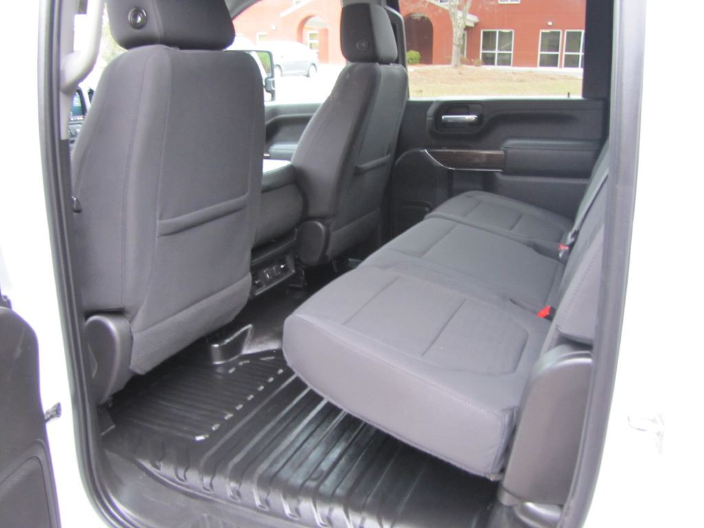 2023 GMC Sierra 2500 Image 16