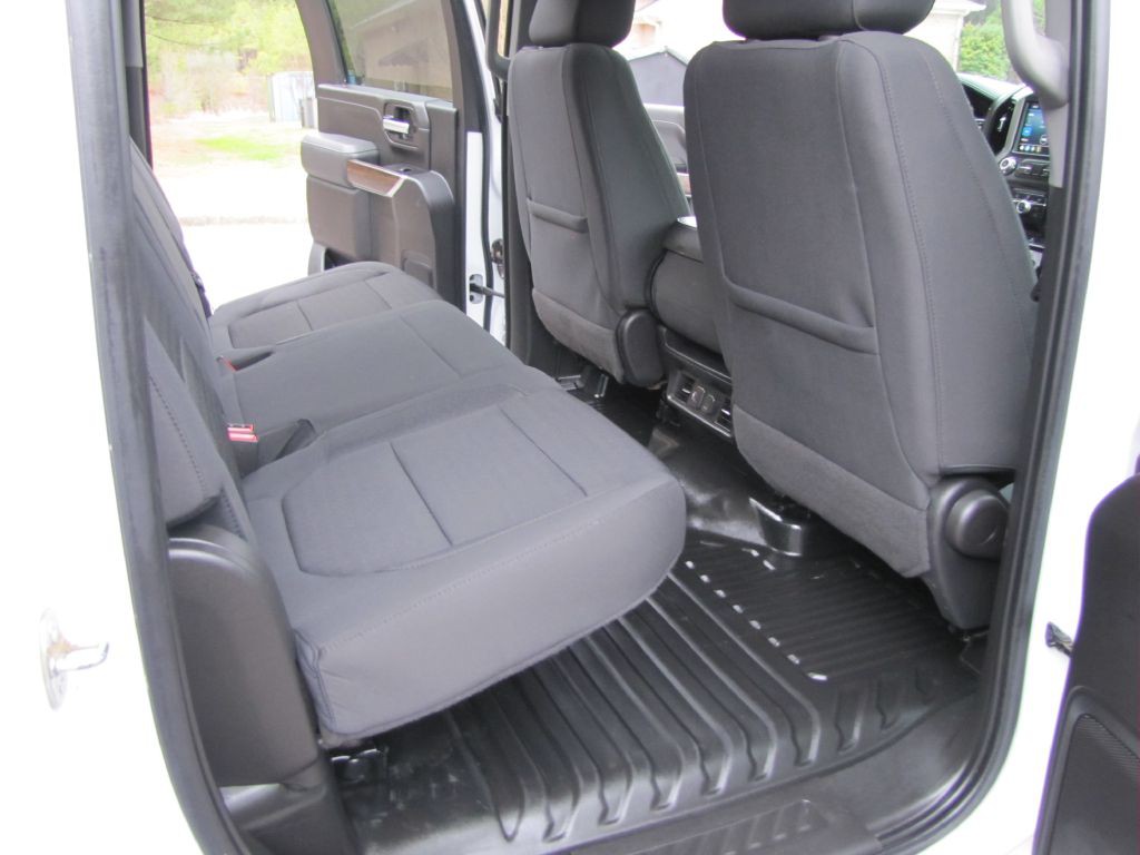 2023 GMC Sierra 2500 Image 18