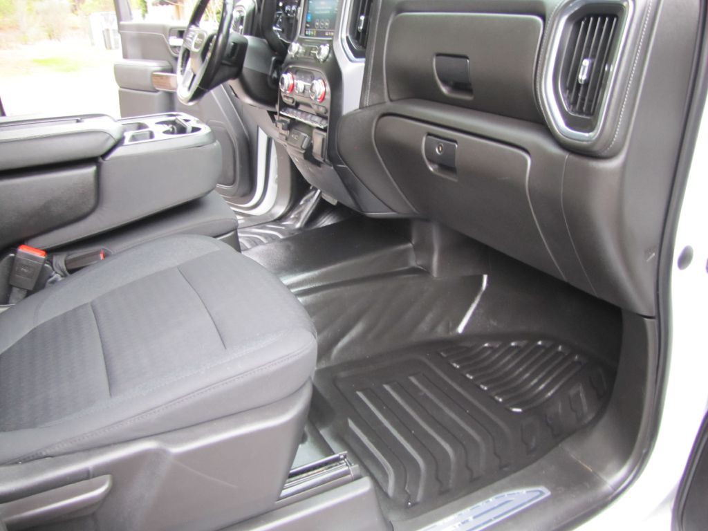 2023 GMC Sierra 2500 Image 20