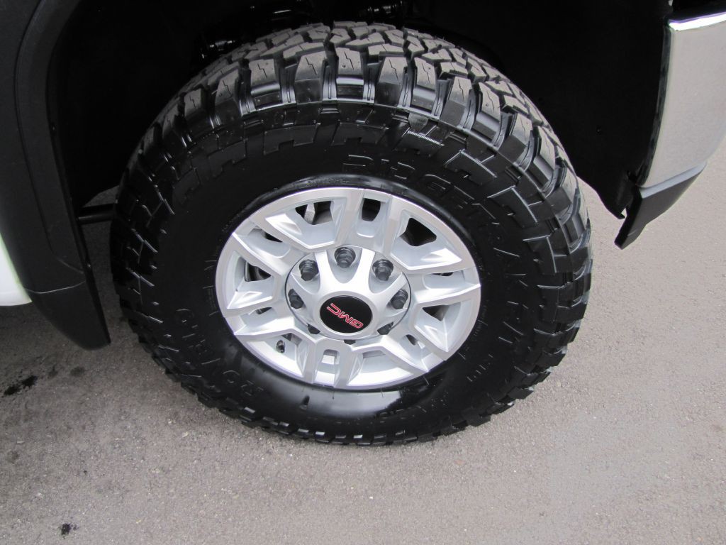 2023 GMC Sierra 2500 Image 22