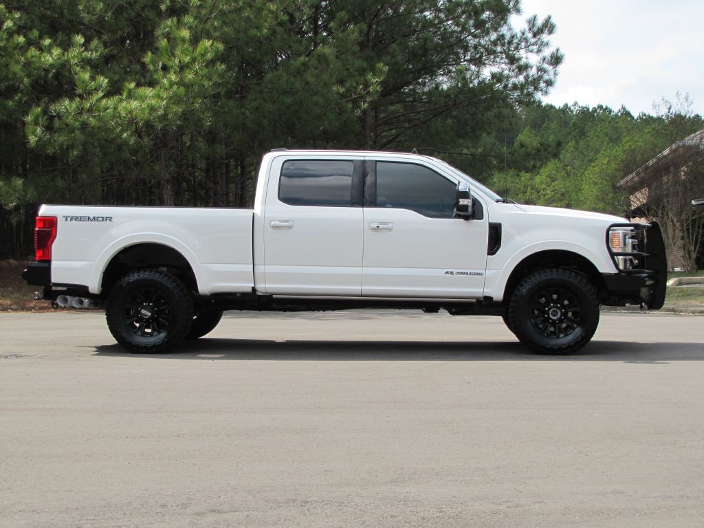 2022 Ford F-250 Image 4