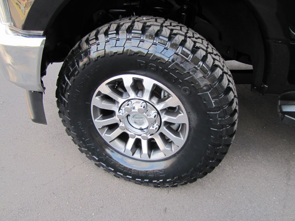 2022 Ford F-250 Image 38