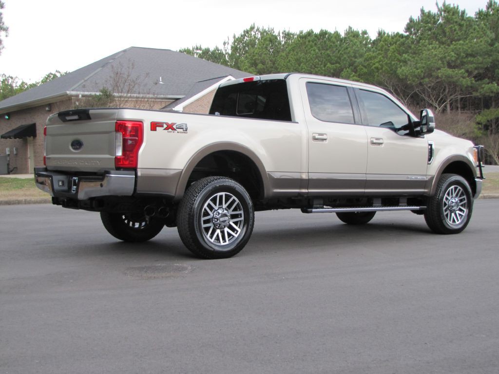 2017 Ford F-250 Image 6