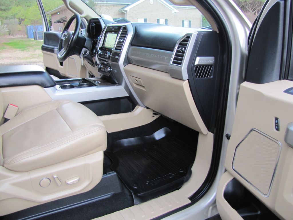 2017 Ford F-250 Image 24