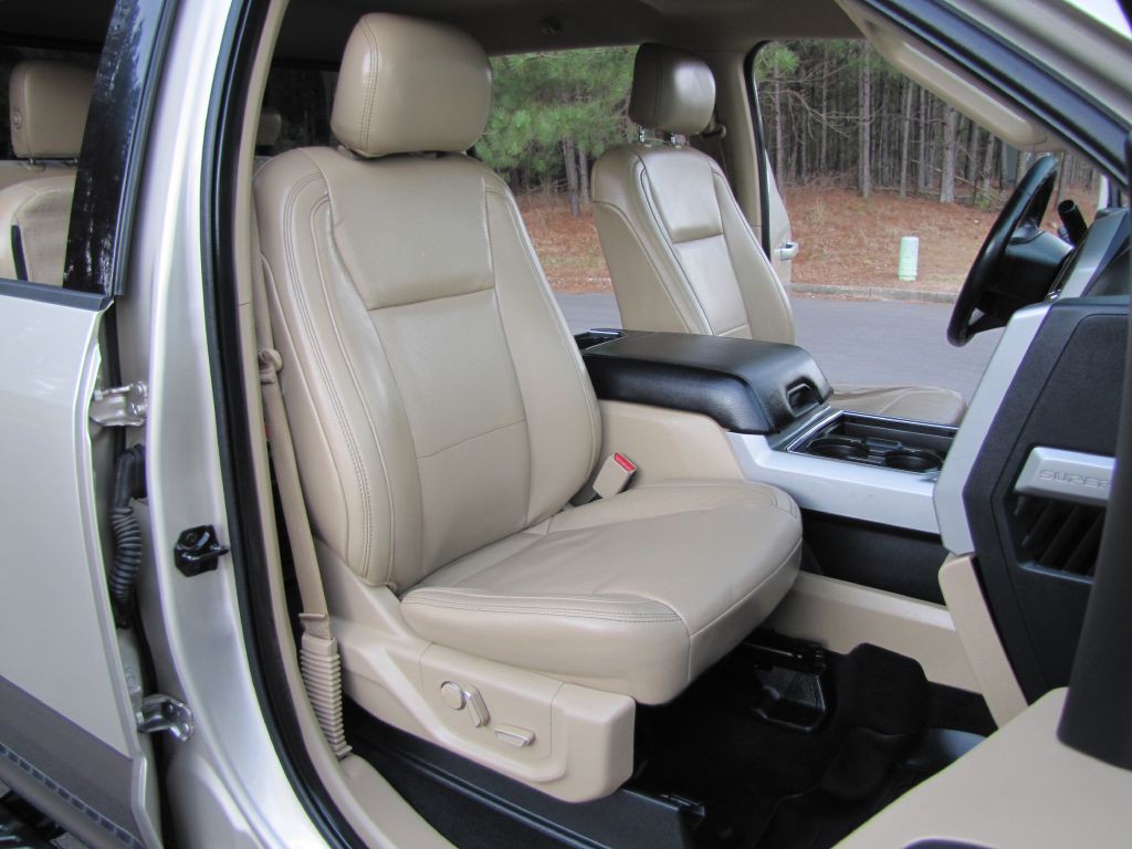 2017 Ford F-250 Image 25