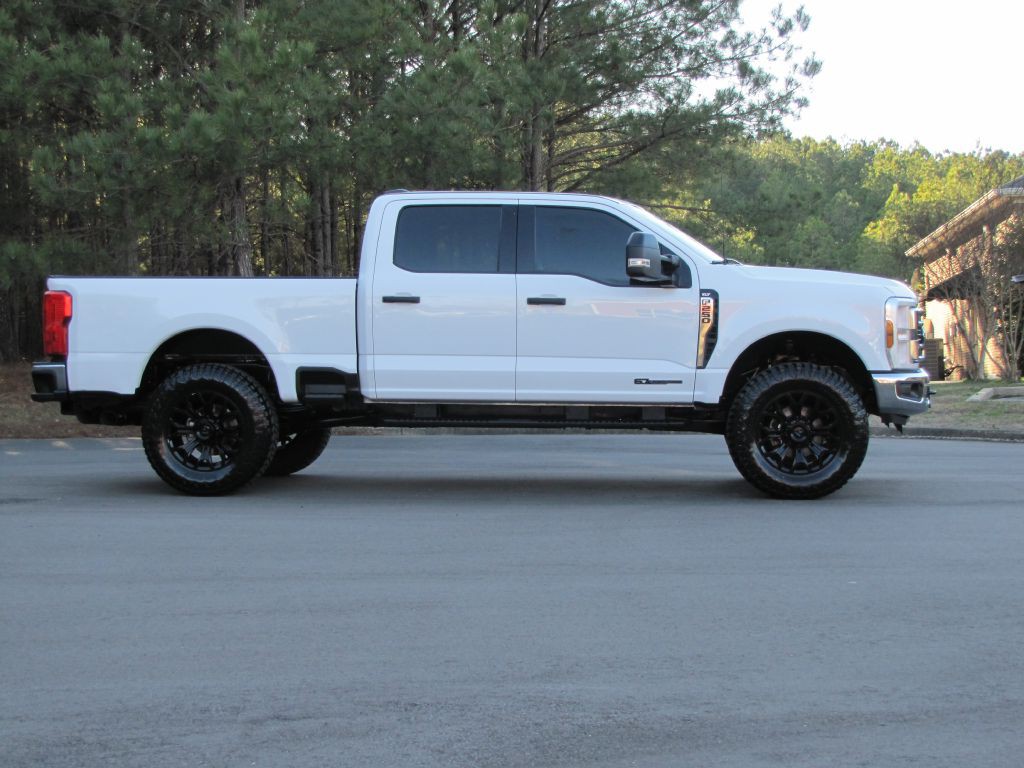 2024 Ford F-250 Image 4