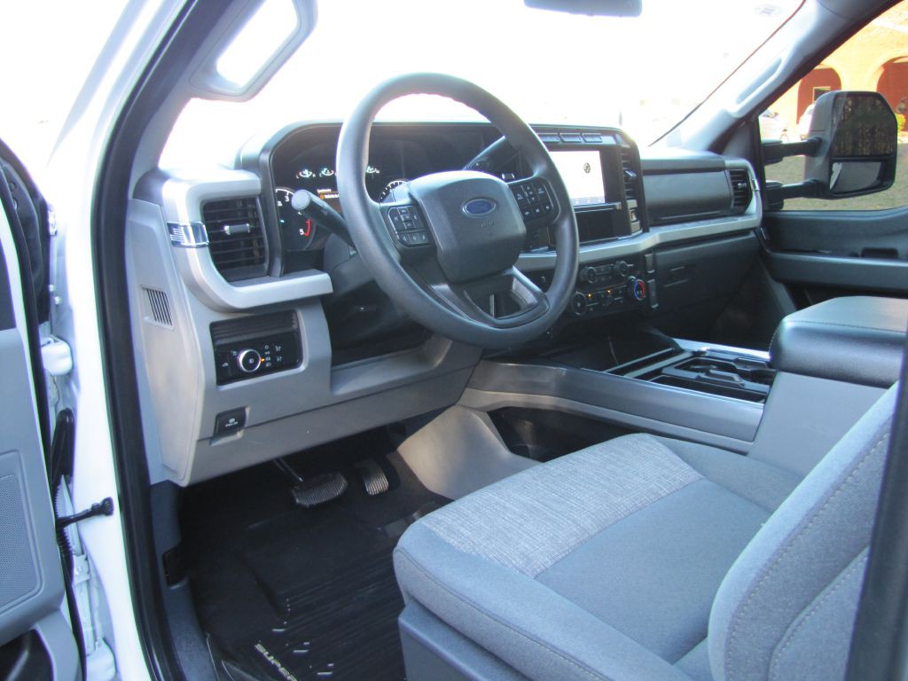 2024 Ford F-250 Image 15