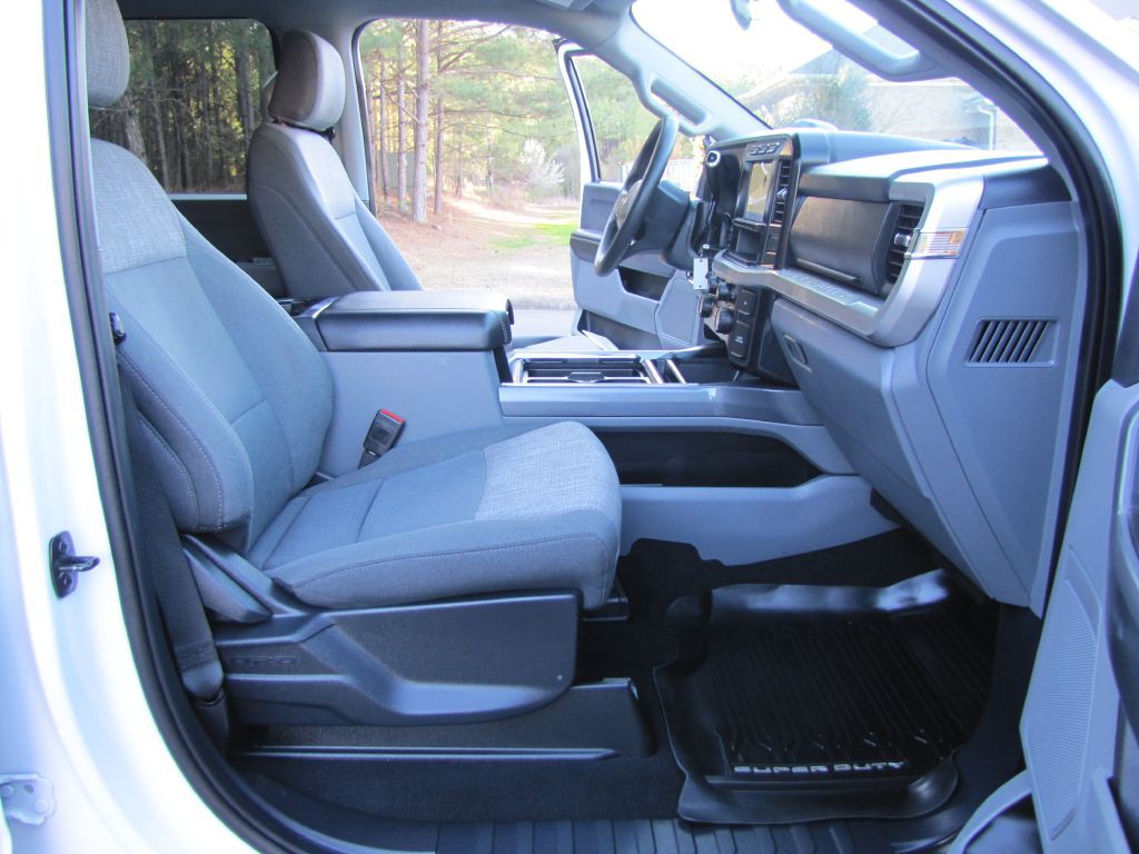 2024 Ford F-250 Image 23