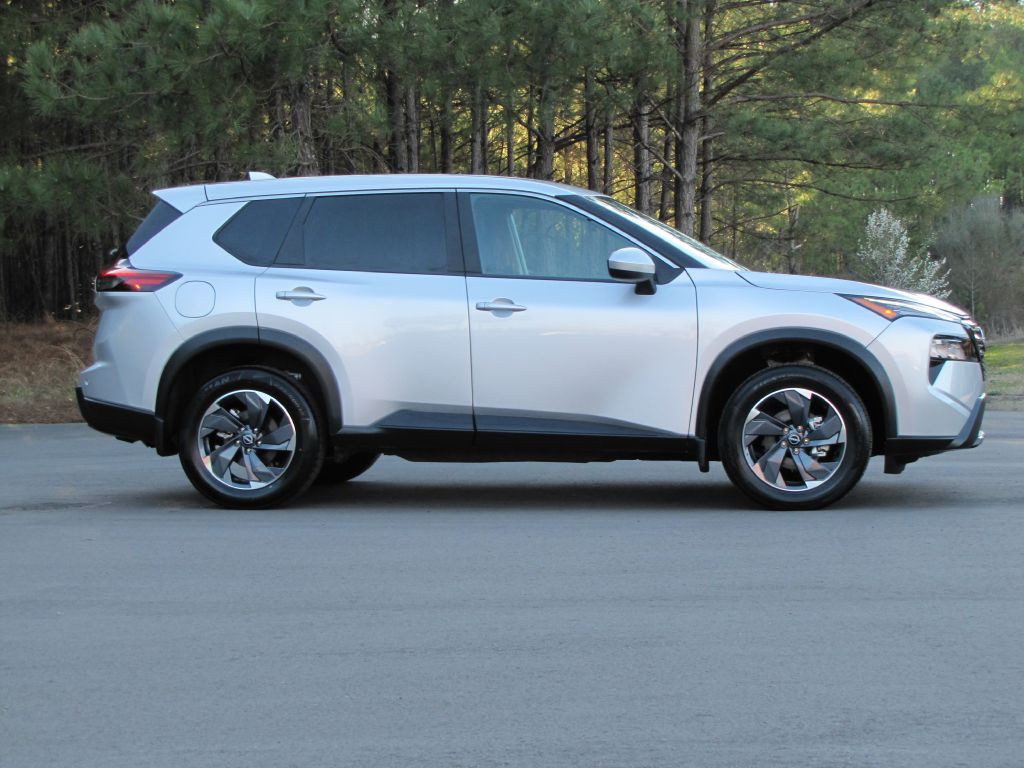 2024 Nissan Rogue Image 4