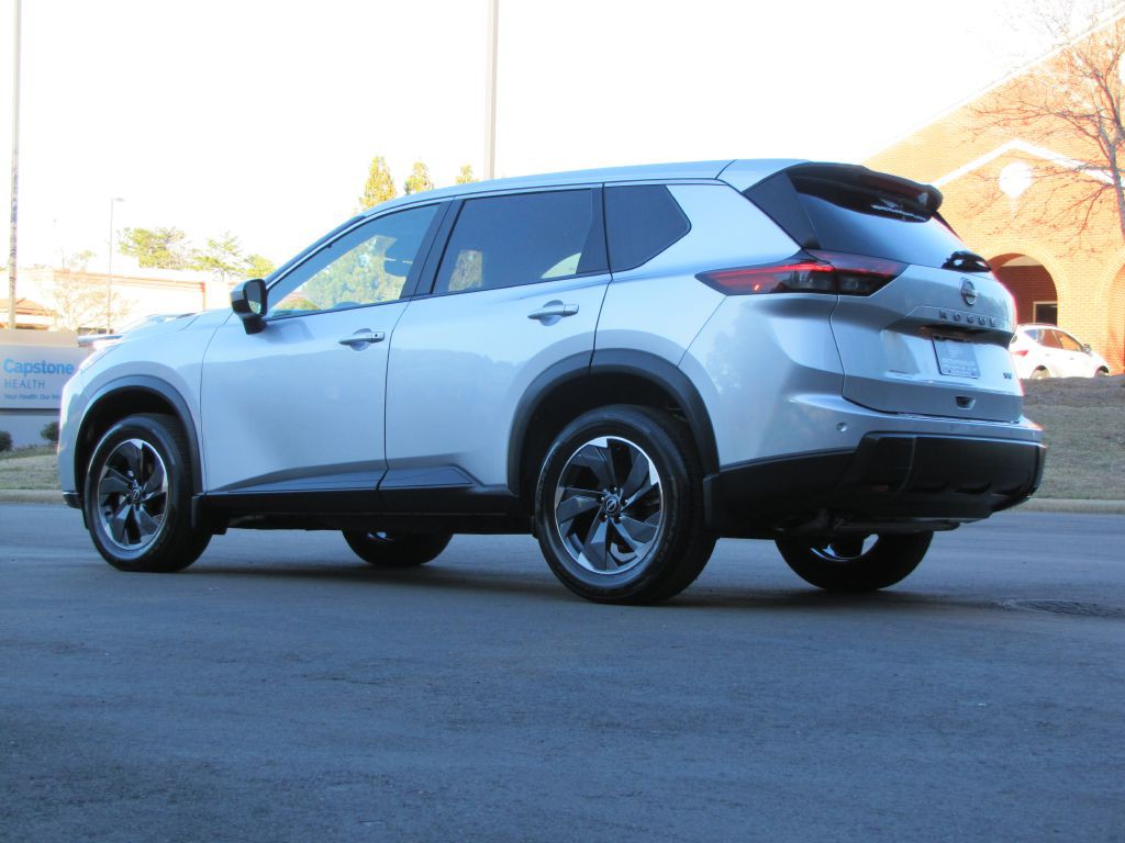 2024 Nissan Rogue Image 7