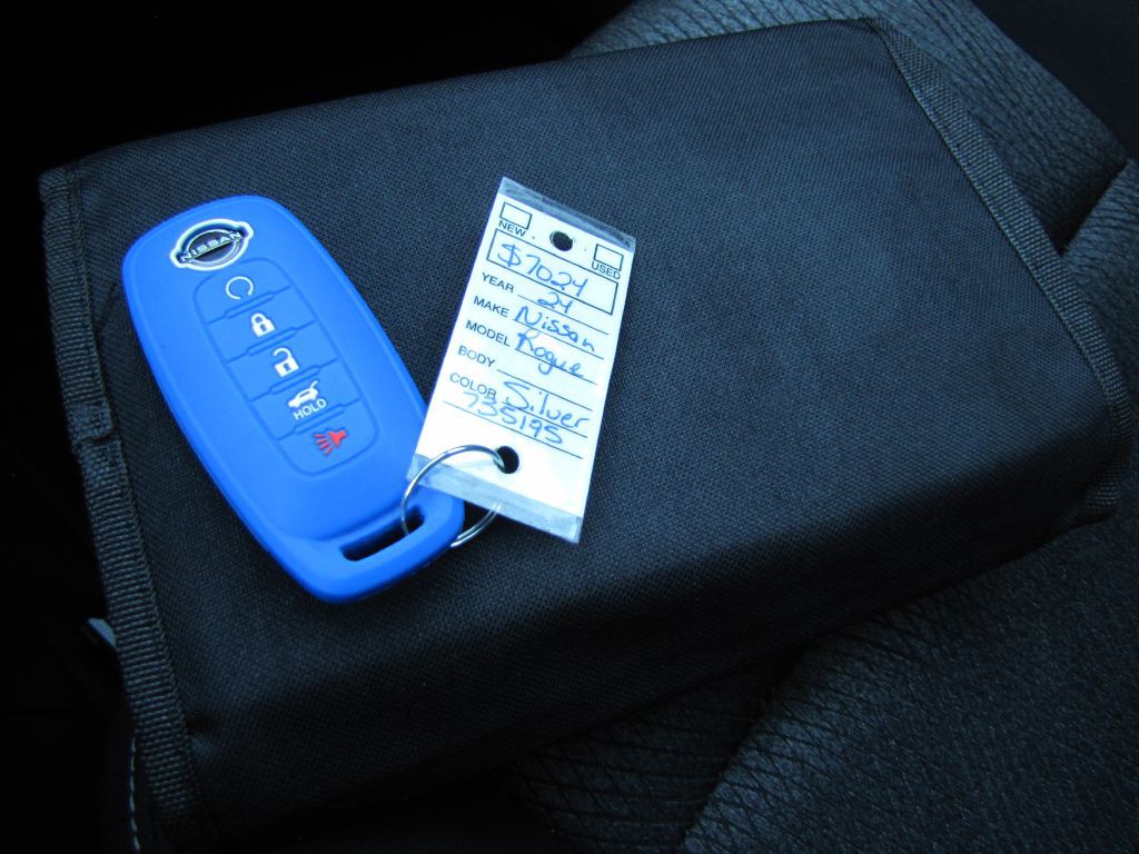 2024 Nissan Rogue Image 40