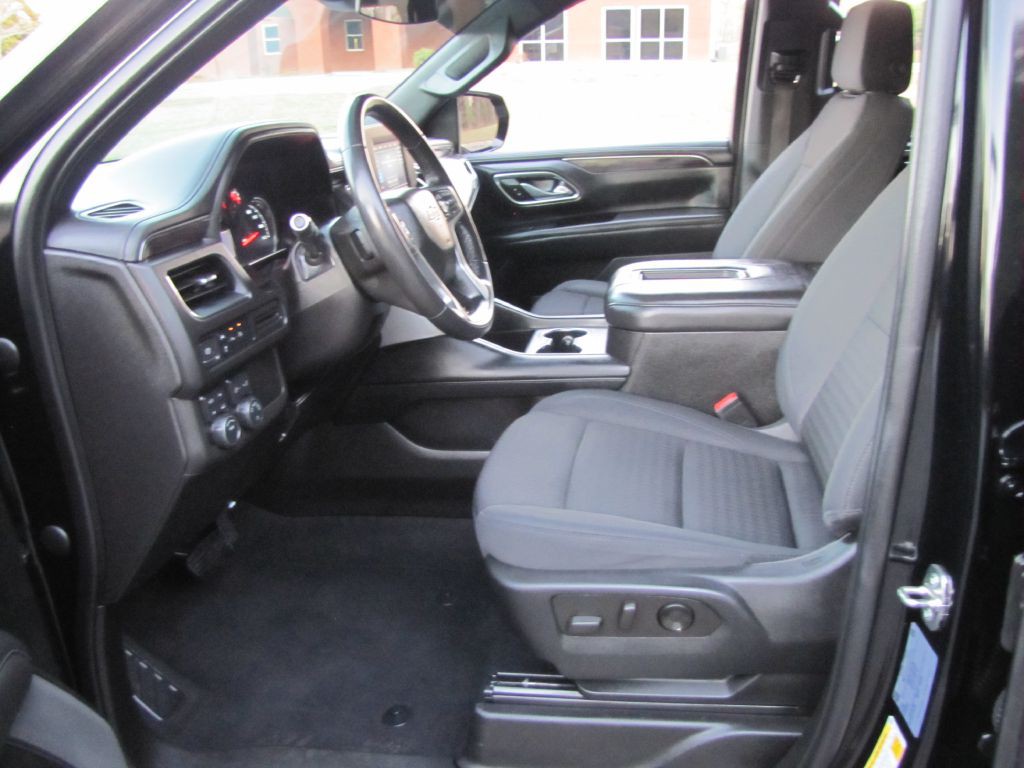 2023 Chevrolet Tahoe Image 13