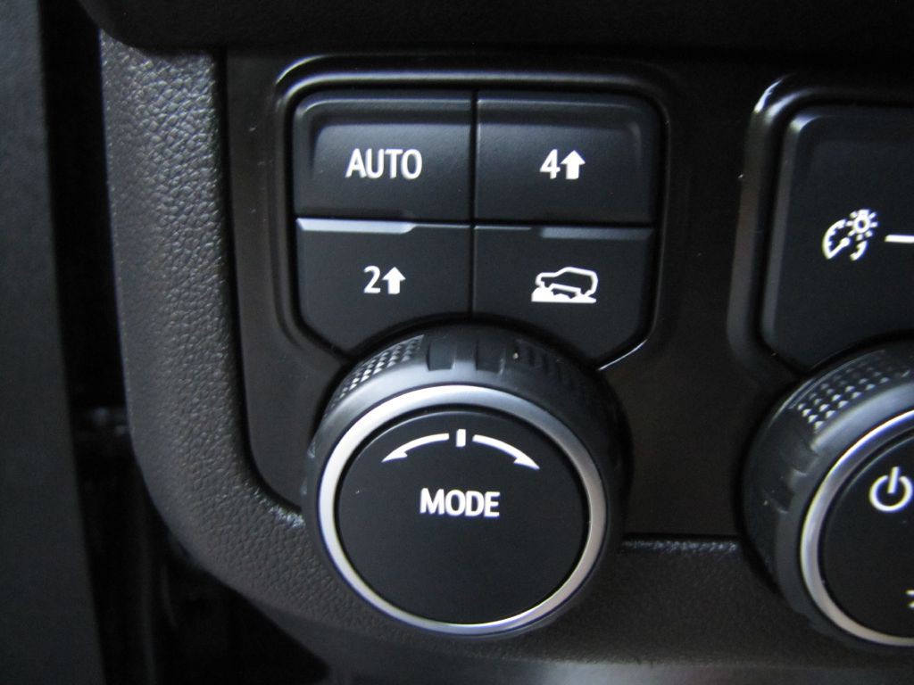 2023 Chevrolet Tahoe Image 33