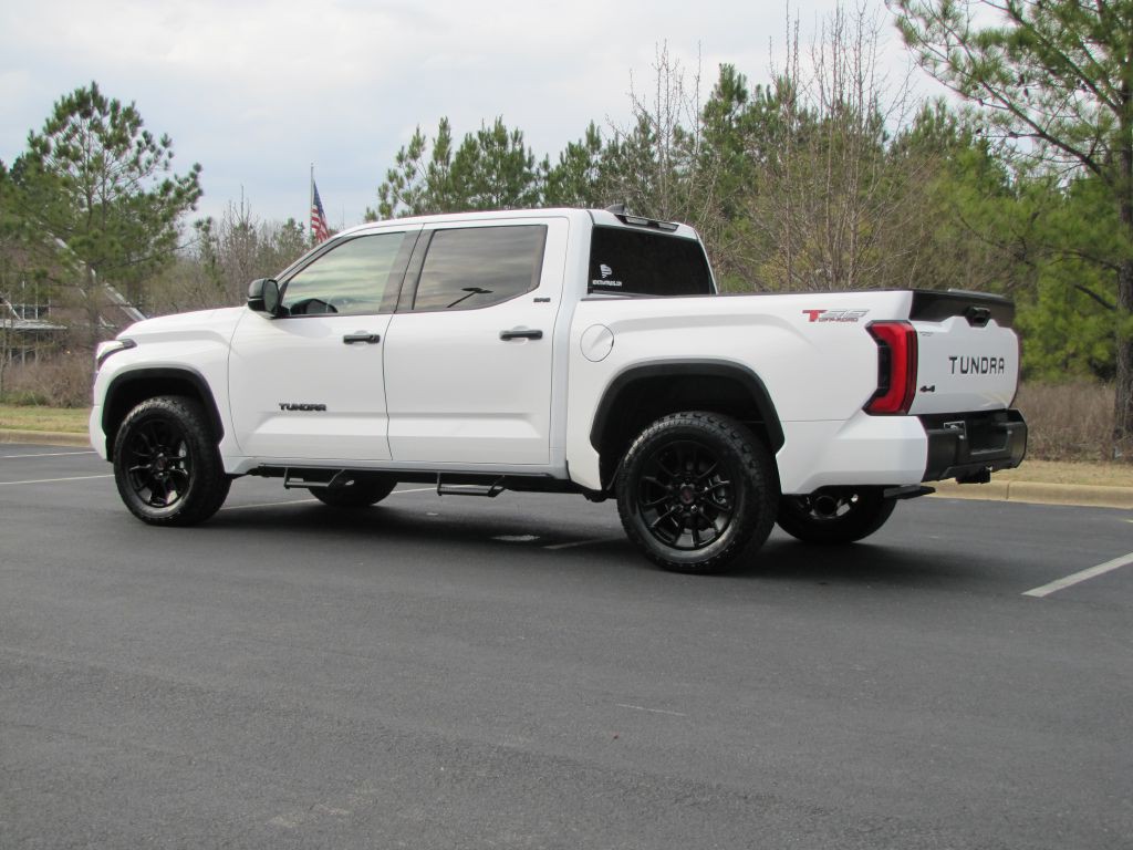 2023 Toyota Tundra Image 7