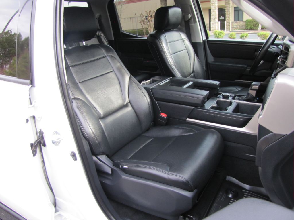 2023 Toyota Tundra Image 15