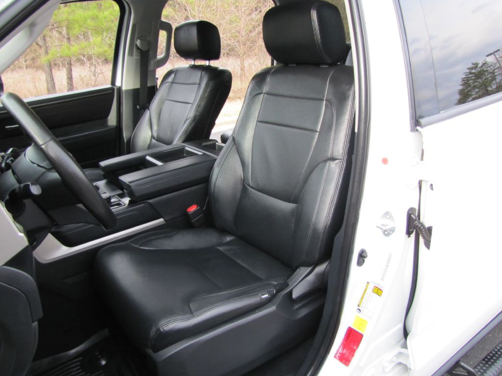 2023 Toyota Tundra Image 23