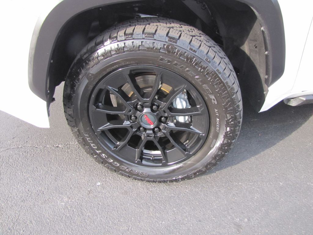 2023 Toyota Tundra Image 25