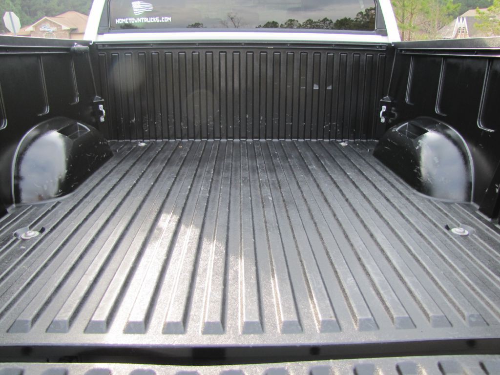 2023 Toyota Tundra Image 32